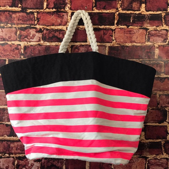 Victoria’s Secret large tote bag striped beach - Picture 6 of 8